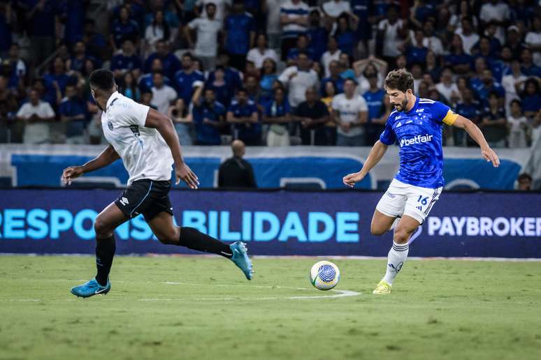 Cruzeiro empatou com o Grêmio no Mineirão. 