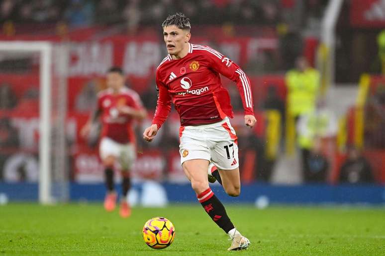 Alejandro Garnacho (Manchester United) durante jogo contra o Leicester, no dia 10.11.2024 