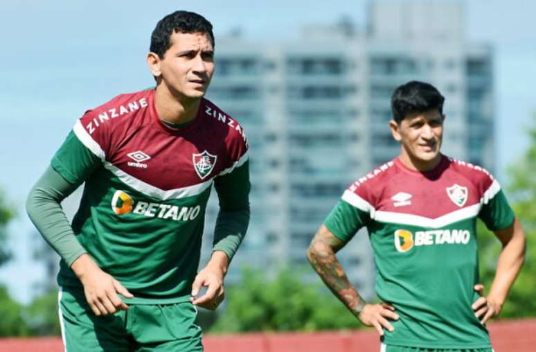 FOTO: MAILSON SANTANA/FLUMINENSE FC - Legenda: Ganso e Cano em treino do Fluminense