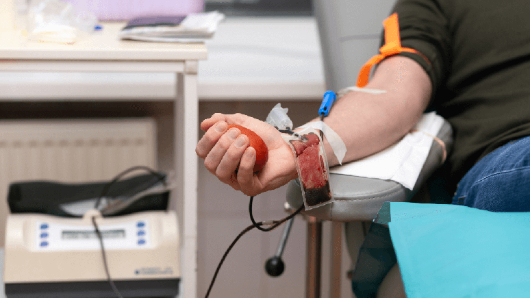 A doação de sangue é um processo simples que pode salvar até quatro vidas / Foto: Shutterstock