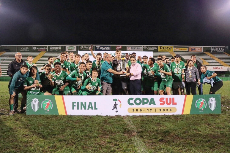 Chapecoense supera Athletico e é campeã da Copa Sul Sub-17 