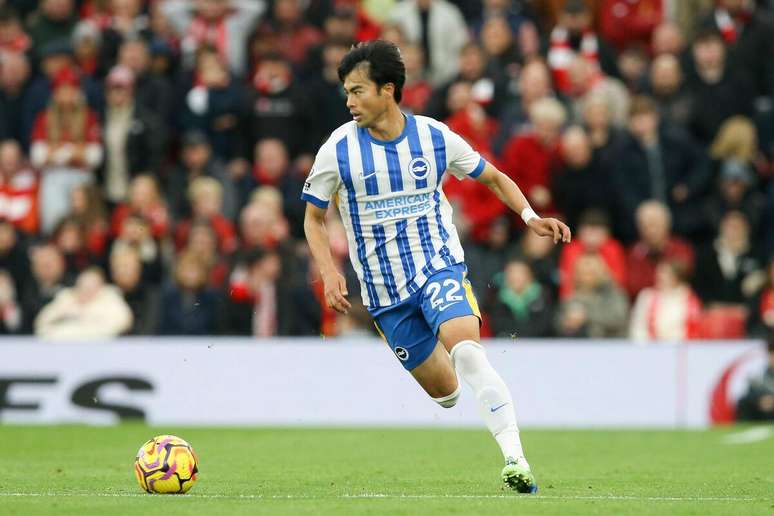 Kaoru Mitoma (Brighton) durante jogo contra o Liverpool, no dia 02.11.2024 