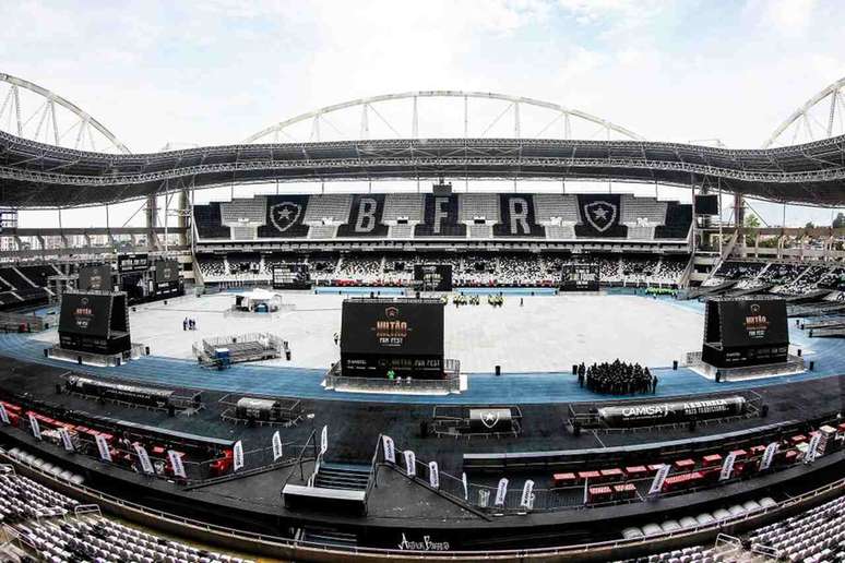 Nilt&atilde;o com 50 mil, show de Suel e tel&atilde;o com o jogo.