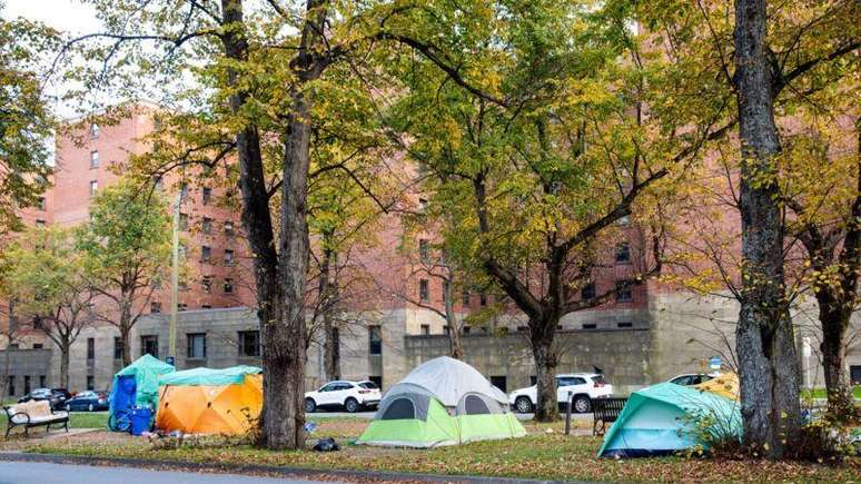 Halifax legalizou os acampamentos como medida temporária para lidar com sua crescente crise habitacional