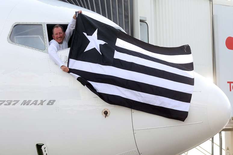Champion of America, Botafogo arrives in Rio de Janeiro