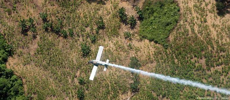 Número alarmante de casos de contaminação revela um efeito direto da pulverização aérea de pesticidas utilizados pelo agronegócio no Brasil