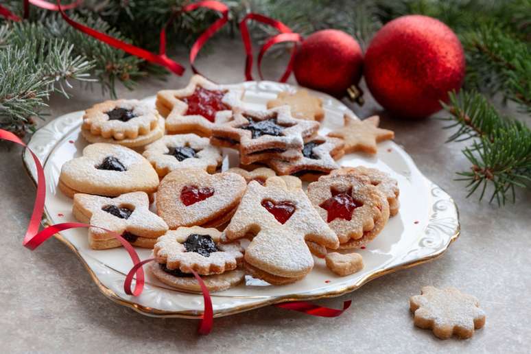 Biscoitos natalinos Linzer 