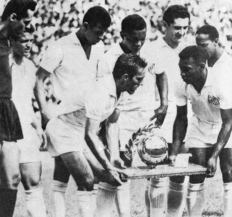 Santos também levantou o Mundialjogos online que pagam no pix1962