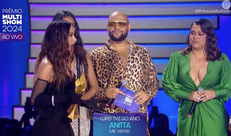 Web ironiza MC Carol de Niterói e Preta Gil após prêmios para Anitta no Prêmio Multishow 2024.