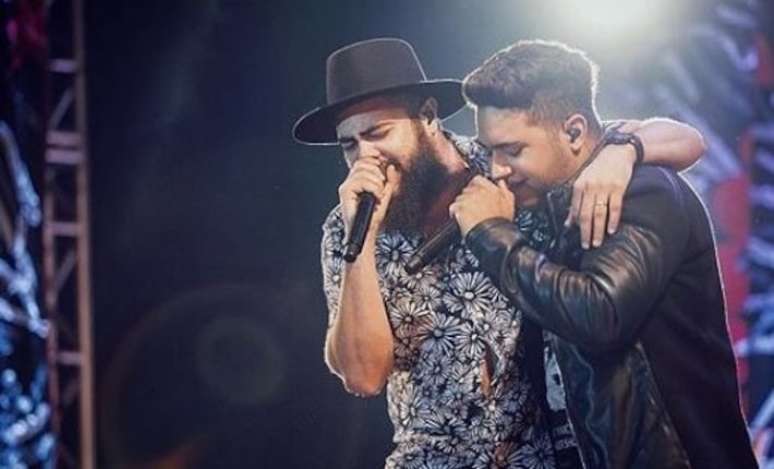 A dupla sertaneja Henrique e Juliano.