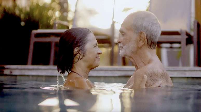 O jornalista Maur&iacute;cio Kubrusly e a mulher, Beatriz Goulart, no document&aacute;rio do Globoplay &mdash;