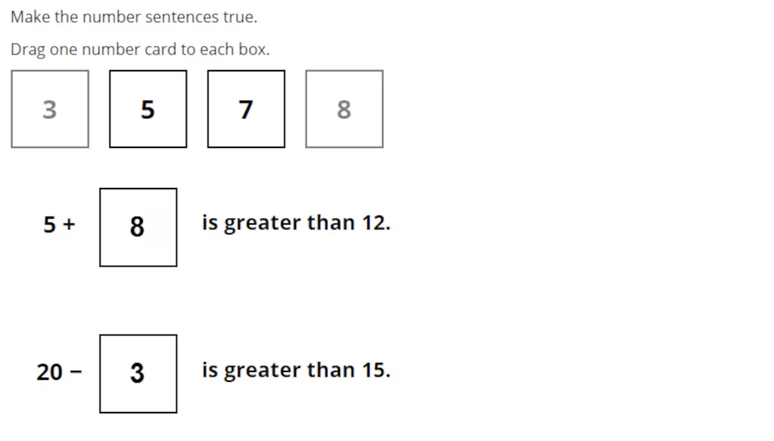 Questão de Matemática para o 4º ano, de nível intermediário: Coloque os números nas caixinhas para tornar as frases verdadeiras, usando os cartões numéricos. A criança precisava saber qual número somado a 5 dava um resultado maior que 12. E qual número subtraído de 20 dava um resultado maior que 15. Os dois números que deveriam ser escolhidos eram 8 e 3, como já está no exemplo.