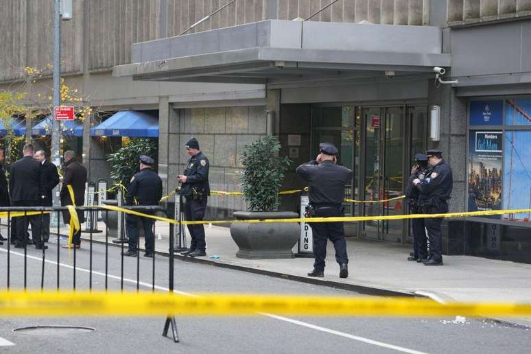 O ataque aconteceu do lado de fora do Hotel Hilton, em Midtown Manhattan