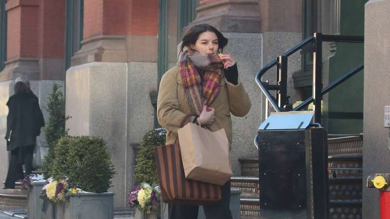 Suri Cruise no in&iacute;cio deste ano