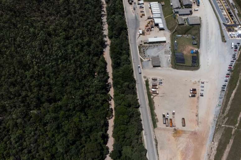 Vista da Central De Tratamento de Resíduos Leste (CTL) no bairro de São Mateus, zona leste de São Paulo. Projeto da Prefeitura para ampliar o aterro levaria ao corte de cerca de 10 mil árvoresvbet cash outuma área remanescente da Mata Atlântica.