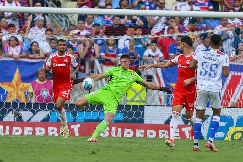 Fortaleza supera Colorado por 3 a 0 em despedida do Brasileir&atilde;o &ndash;