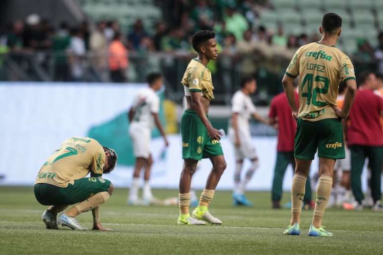 Ríos, Estêvão e López não conseguiram ajudar o Palmeiras a ser tricampeão brasileiro.