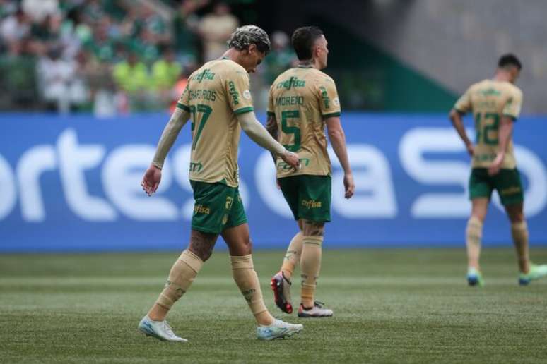 Palmeiras se despede de 2024 com futebol que representa temporada fraca.