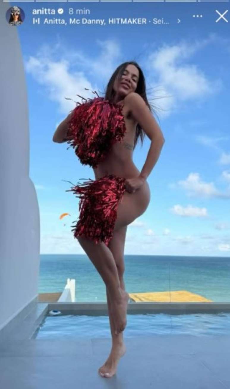 Anitta in Christmas 2024 Anitta in Christmas 2024