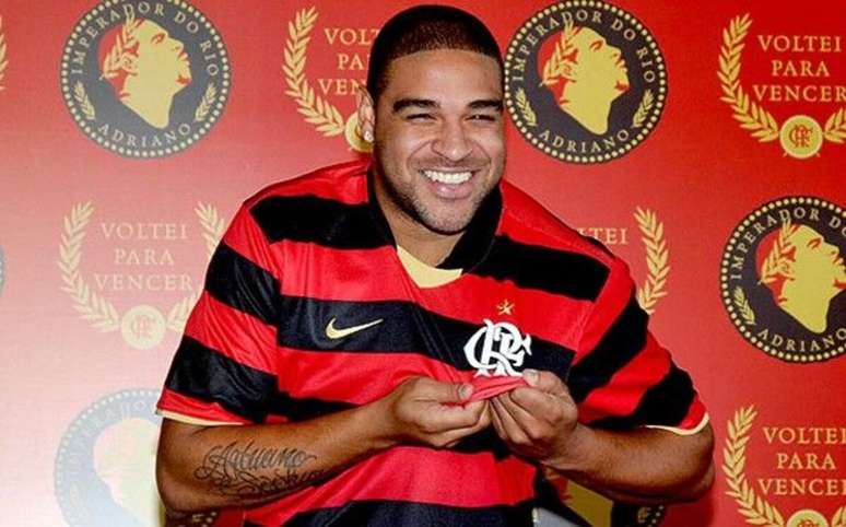 Adriano Imperador na apresentação no Flamengo  – Divulgação