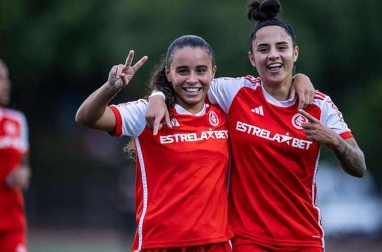 The Gurias Coloradas qualify for the Copinha semi-final
