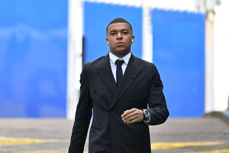 No Real Madrid, Mbapp&eacute; enfrenta o peso das cr&iacute;ticas da imprensa espanhola &ndash;