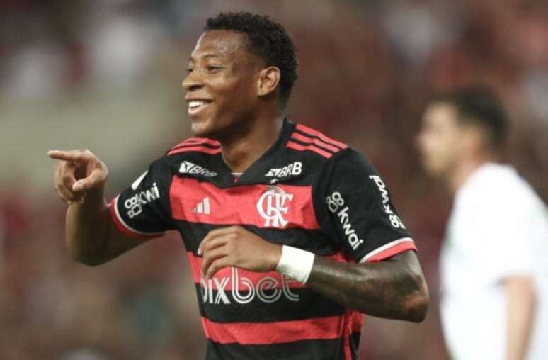 Gilvan de Souza/Flamengo - Legenda: Plata, atacante do Flamengo