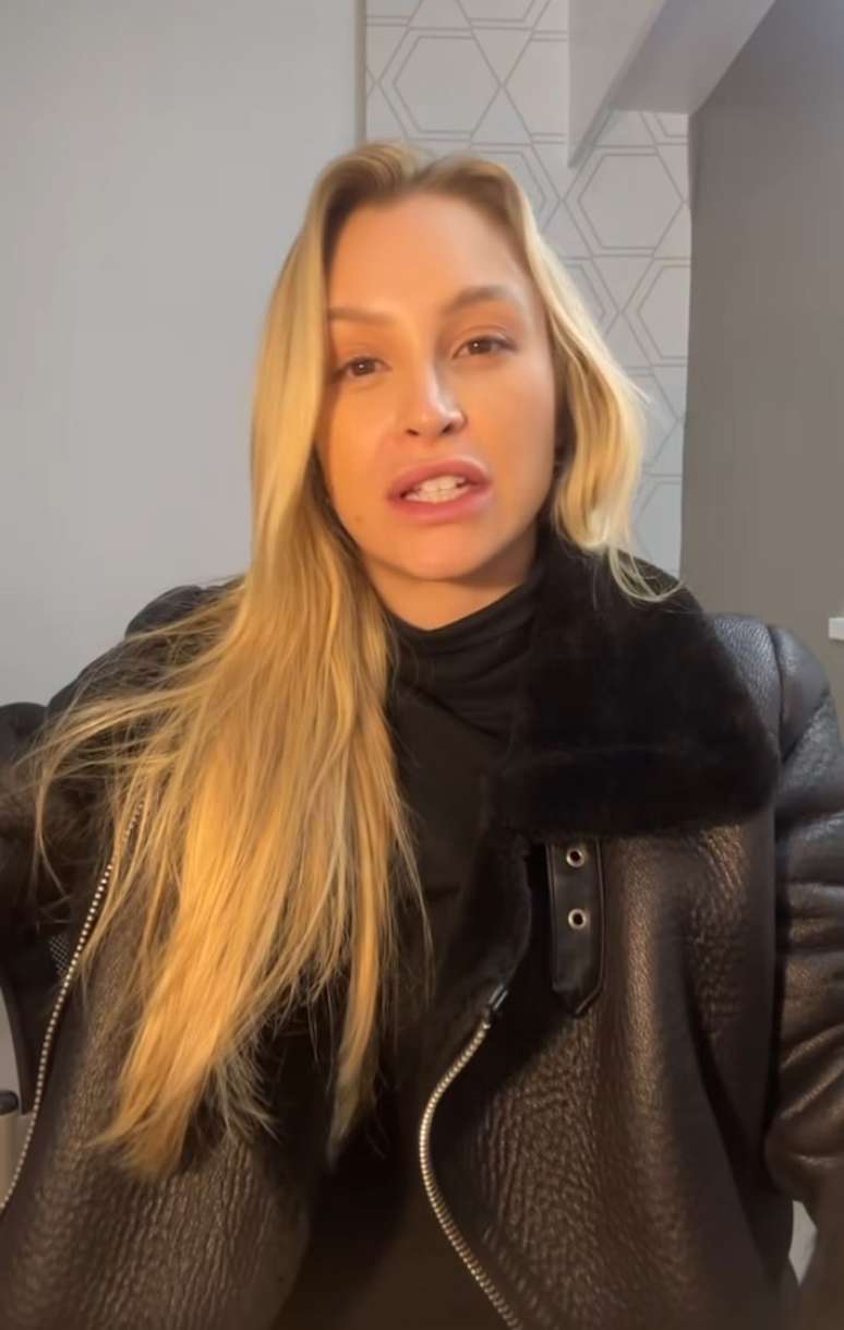 Carla Diaz se pronuncia sobre apar&ecirc;ncia