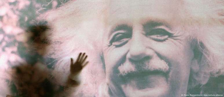 Albert Einstein foi um homem multifacetado e apaixonado – com uma tendência ao transbordamento romântico