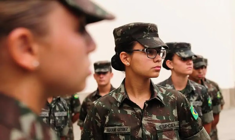 Forças Armadas abrirão vagas de alistamento feminino 