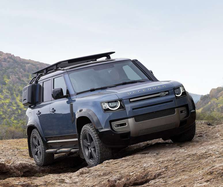 Linha Defender agora tem motor a diesel de 350 cv