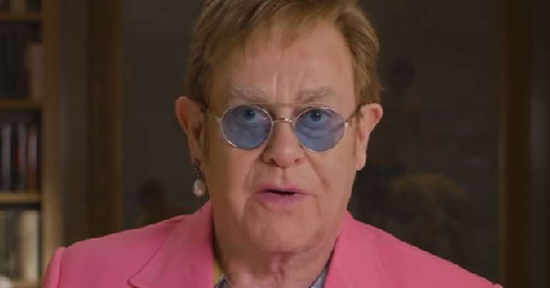 O que Elton John revelou sobre perda da vis&atilde;o de um olho