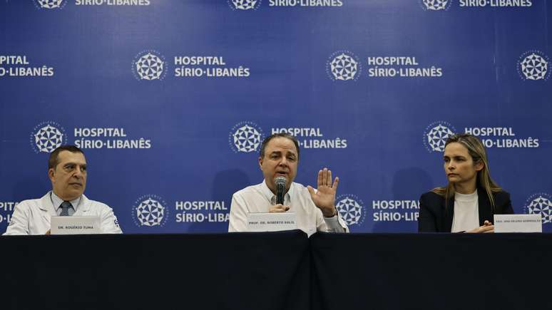 Equipe médica que acompanha presidente diz que ele está bem, fez fisioterapia e recebeu visitas de familiares na quarta-feira (11/12)