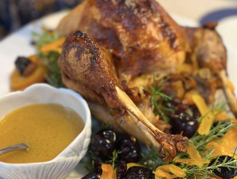 How to prepare a large roast for Christmas and New Year?