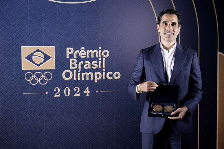 Christian Gebara, presidente da Vivo, recebe o Prêmio Espírito Olímpico no Prêmio Brasil Olímpico 2024