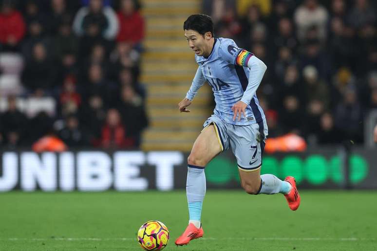 Son Heung-Min (Tottenham) durante jogo contra o Bournemouth, no dia 05.12.2024 