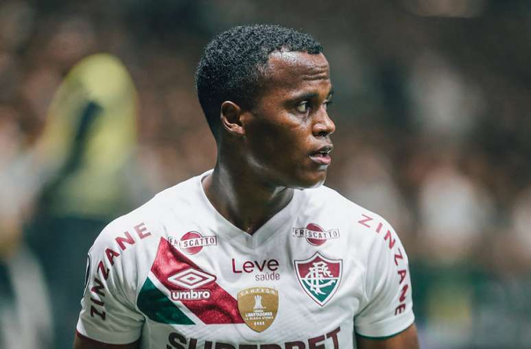 Arias está valorizado no mercado e pode deixar o Fluminense –