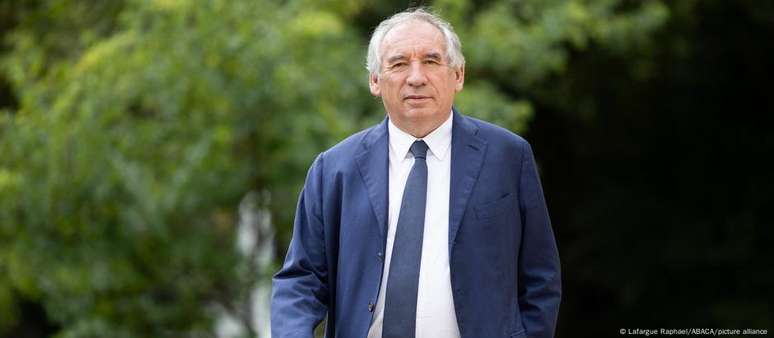 Bayrou, de 73 anos, se tornará o quarto chefe de governo francês neste ano e o sexto do mandato de Macron como presidente 