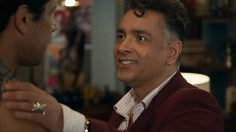 Globo cuts a scene from ‘Volta por Cima’ and the actor complains about ‘censorship and homophobia’