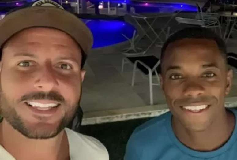 Galan e Robinho estavam juntos em boate em Milão, na Itália, em 2013 –