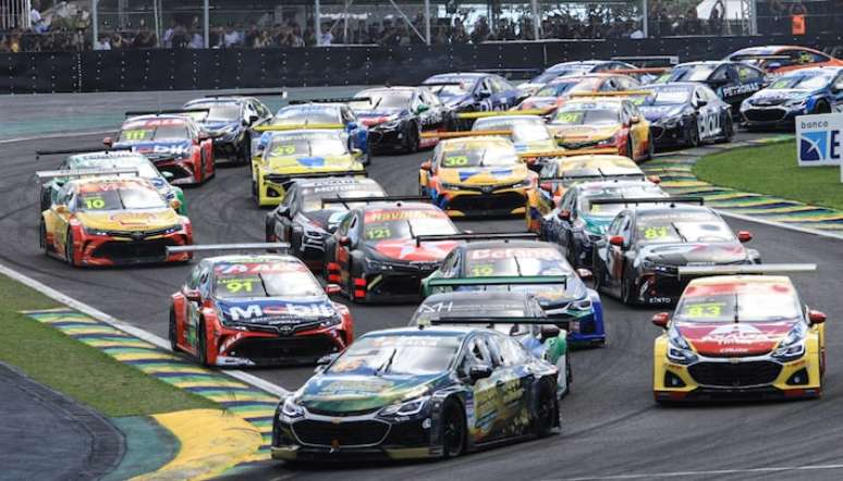 Stock Car concluiu a temporada 2024 neste domingo com a prova principal no Autódromo de Interlagos.