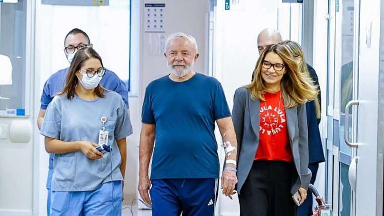 Presidente Lula recebeu alta hospitalar neste domingo (15/02)