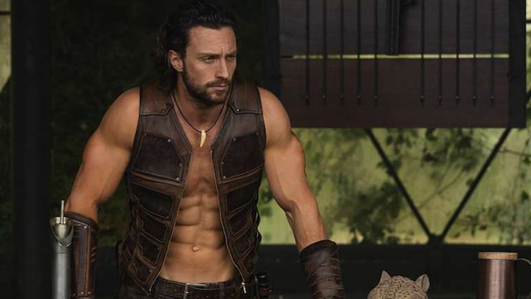 Aaron Taylor-Johnson interpreta Kraven nas telonas