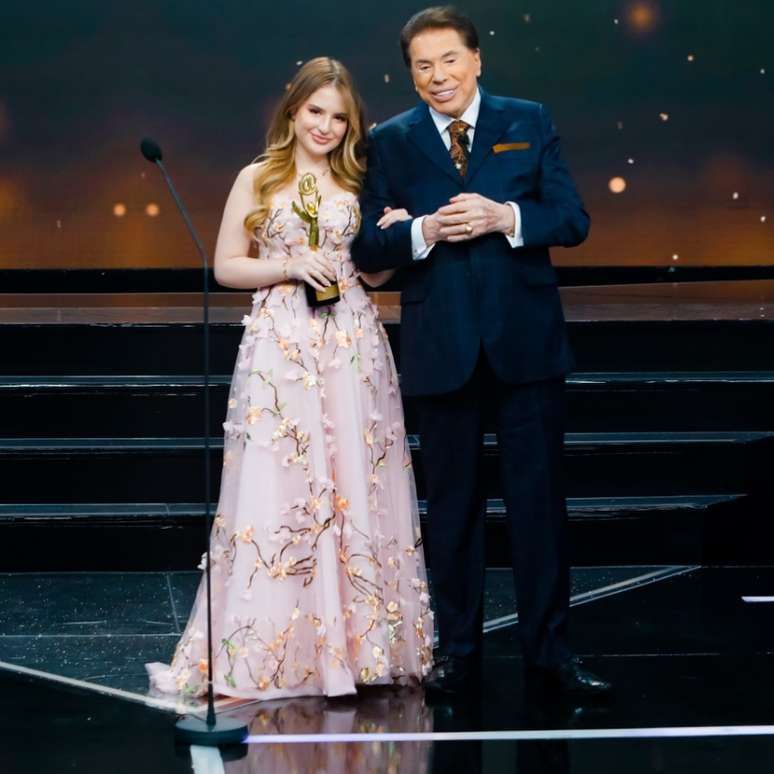 Sophia Valverde e Silvio Santos