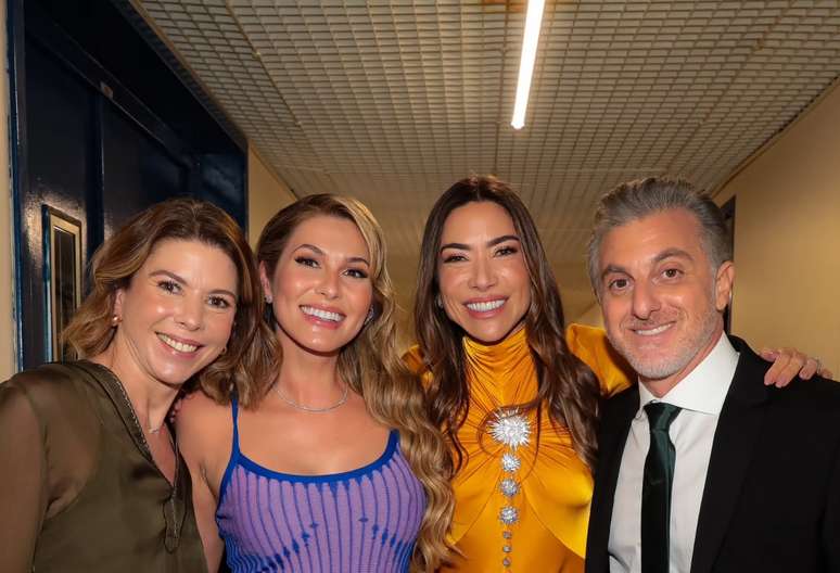 Daniela Beyruti, Lívia Andrade, Patrícia Abravanel e Luciano Huck