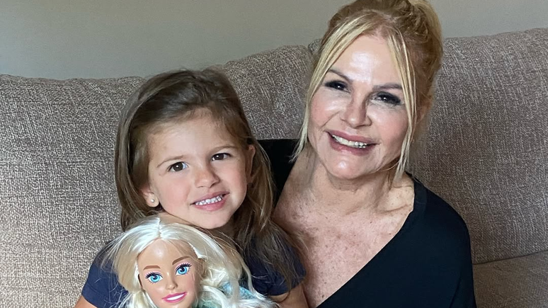 5 famous LGBTQIA+ grandmothers to follow on social media