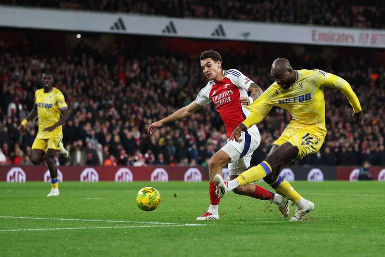 Mateta fez o primeiro gol do jogo no Emirates – Alex Pantling/Getty Images