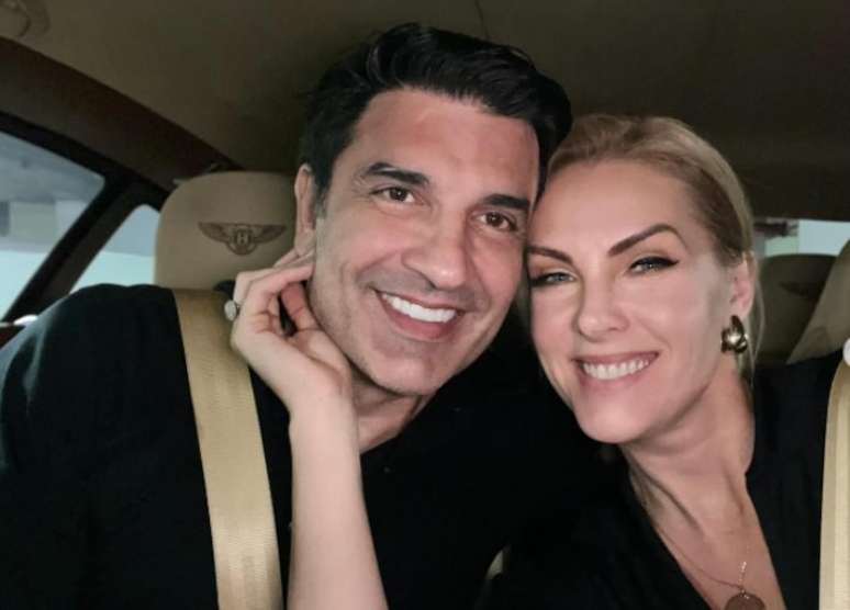 Edu Guedes e Ana Hickmann comemoram um ano desde o primeiro beijo