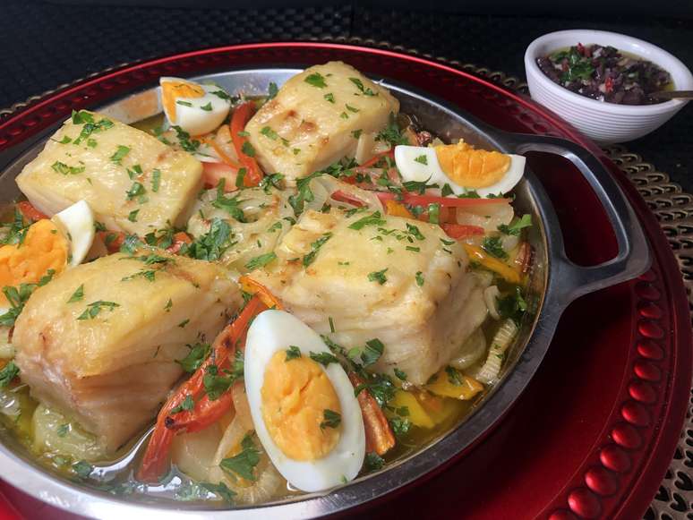 Bacalhoada tradicional no forno