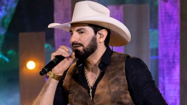 Loubet 10 Years: the singer releases the third volume of the DVD recorded in Curitiba